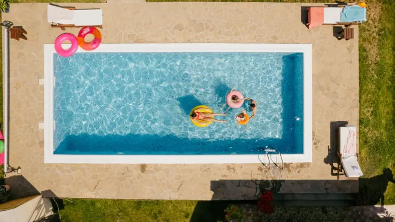 Credit piscine pret piscine - crédit piscine comparateur PRET TRAVAUX
