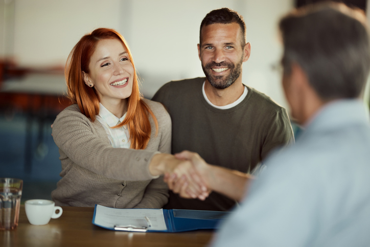 choisir la meilleure assurance avec comparateur youdge et signer serein